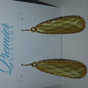 Premier Designs Gold Teardrop Earrings